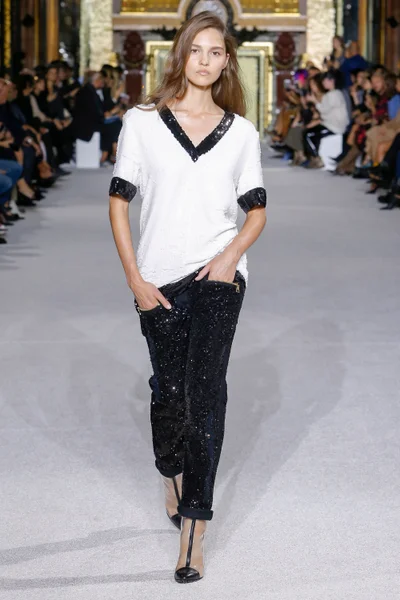 Look 27